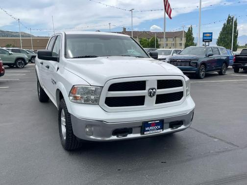 2017 RAM 1500 SLT