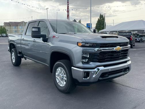 2025 Chevrolet Silverado 3500 LT