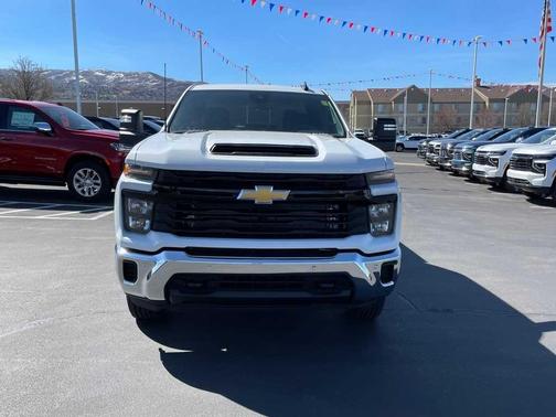 2025 Chevrolet Silverado 2500 WT