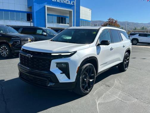 2024 Chevrolet Traverse RS