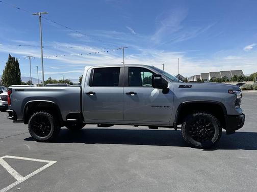Sterling Gray Metallic 2026 Chevrolet Silverado 2500 LT