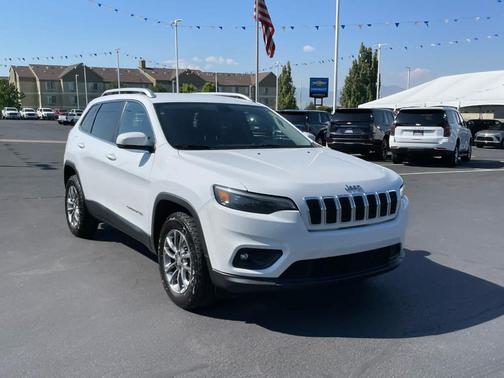 2019 Jeep Cherokee Latitude Plus
