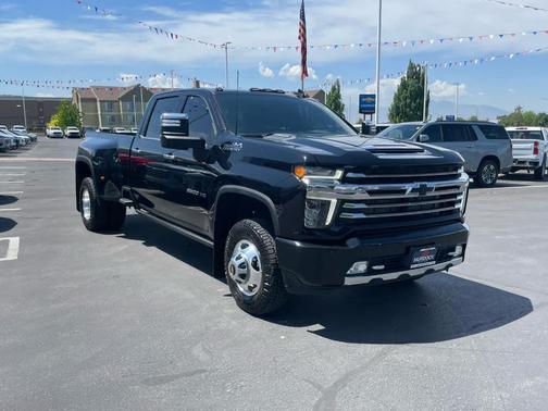 2022 Chevrolet Silverado 3500 High Country