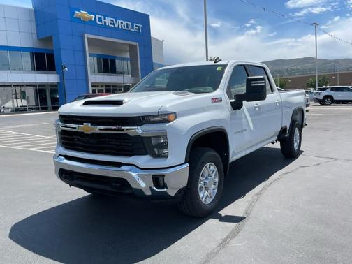 2025 Chevrolet Silverado 3500 LT