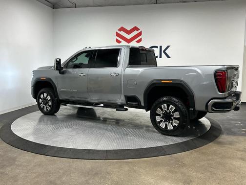 2025 GMC Sierra 3500 Denali