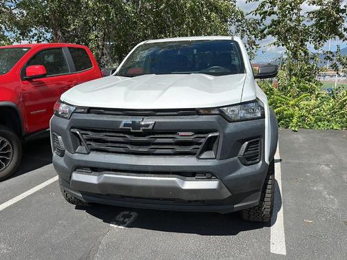 Summit White 2025 Chevrolet Colorado Trail Boss
