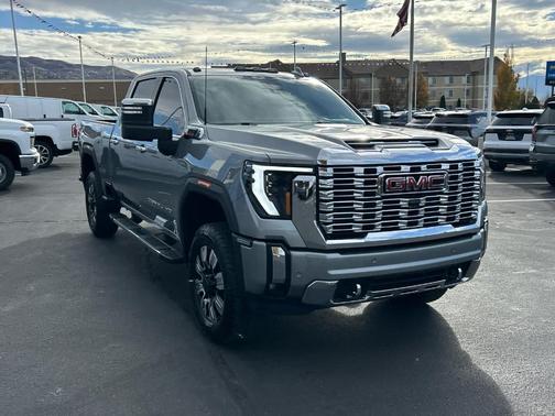 2025 GMC Sierra 3500 Denali