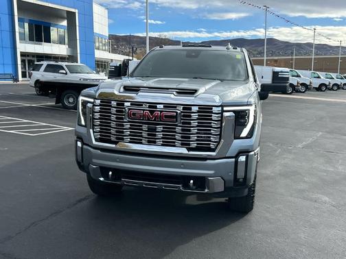 2025 GMC Sierra 3500 Denali