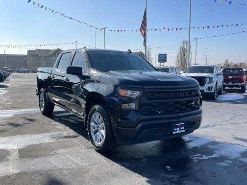 2023 Chevrolet Silverado 1500 Custom