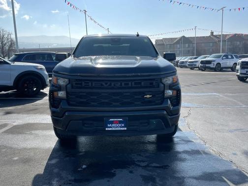 2023 Chevrolet Silverado 1500 Custom