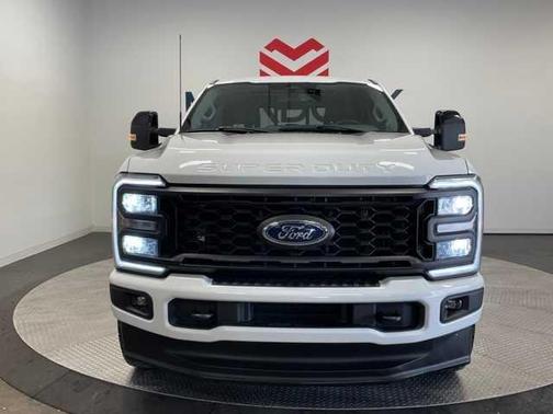 2024 Ford F-350 Lariat Super Duty