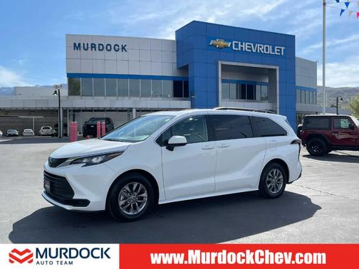 Ice 2024 Toyota Sienna LE