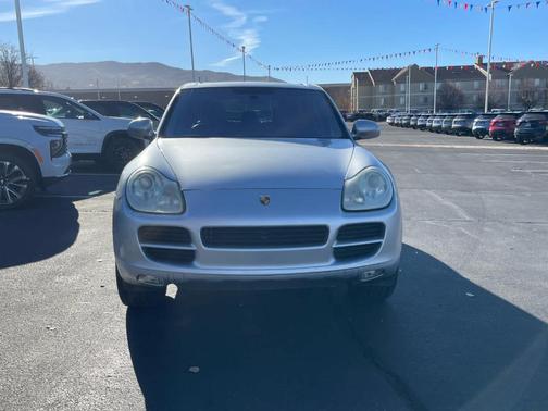 2005 Porsche Cayenne 