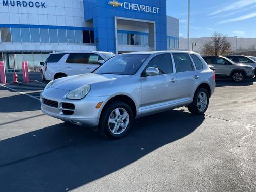 2005 Porsche Cayenne 