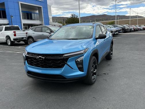 Marina Blue 2026 Chevrolet Trax LT