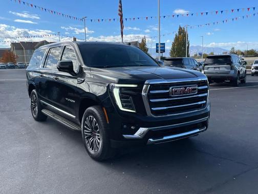 2025 GMC Yukon XL Elevation