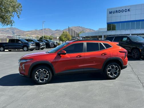 2024 Chevrolet Trax LT