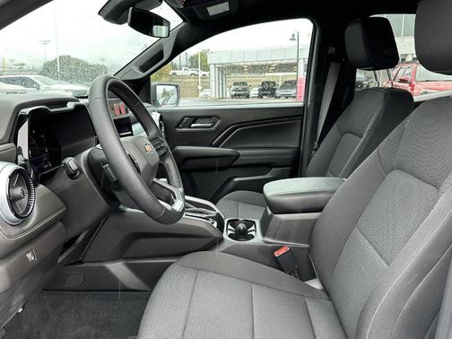 Summit White 2023 Chevrolet Colorado LT