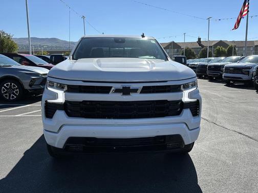 Summit White 2026 Chevrolet Silverado 1500 RST