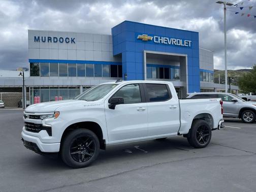 Summit White 2026 Chevrolet Silverado 1500 RST