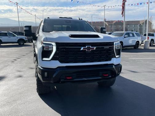 2024 Chevrolet Silverado 2500 ZR2