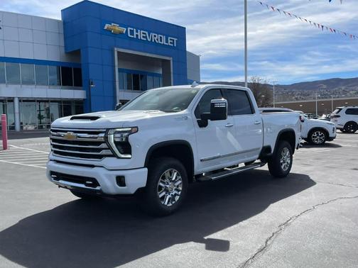 Summit White 2026 Chevrolet Silverado 3500 High Country