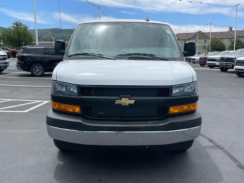 2025 Chevrolet Express 2500 Work Van