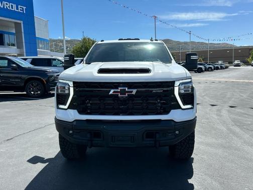 2025 Chevrolet Silverado 2500 ZR2