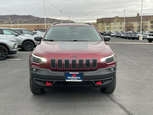 2021 Jeep Cherokee Trailhawk