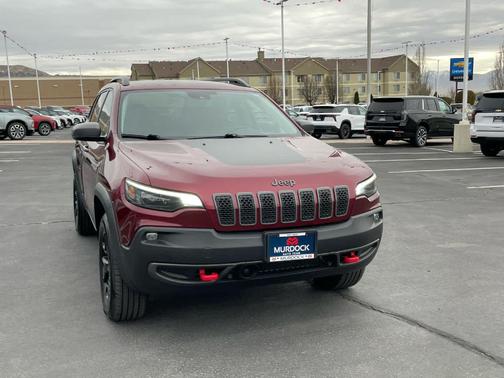 2021 Jeep Cherokee Trailhawk