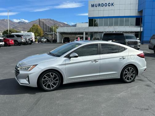 2019 Hyundai ELANTRA Limited