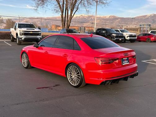 2017 Audi A4 2.0T Premium Plus