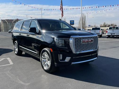 2022 GMC Yukon XL Denali