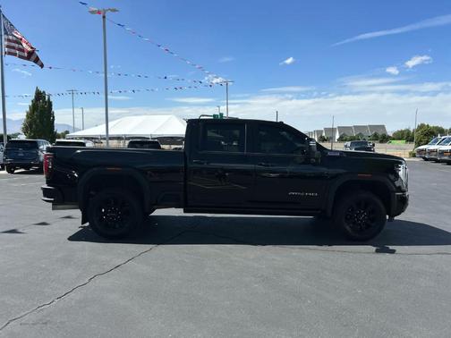 2024 GMC Sierra 3500 AT4