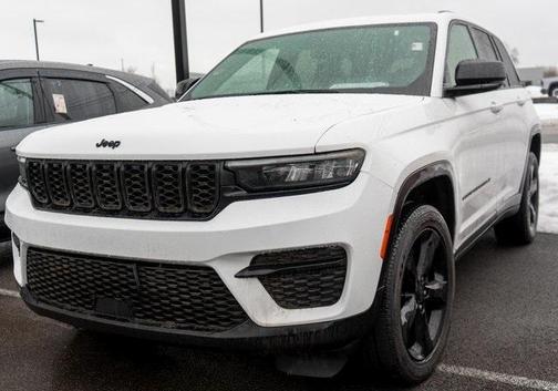 2023 Jeep Grand Cherokee Altitude