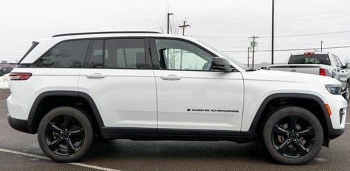 2023 Jeep Grand Cherokee Altitude