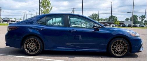 2024 Toyota Camry Hybrid SE