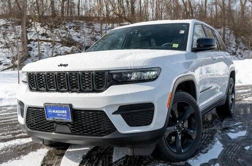 2023 Jeep Grand Cherokee Altitude