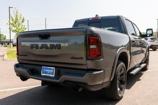 Granite Crystal Clearcoat Metallic 2025 RAM 1500 Big Horn/Lone Star