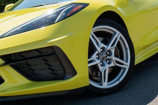 Accelerate Yellow Metallic 2024 Chevrolet Corvette Stingray w/1LT