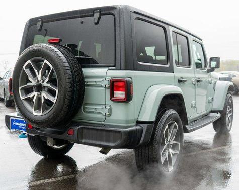 Earl Clearcoat 2024 Jeep Wrangler 4xe Sport