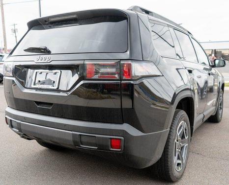 2026 Jeep Cherokee LAREDO/LIMITED
