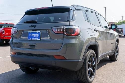 2023 Jeep Compass Altitude