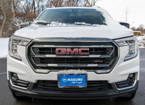 2023 GMC Terrain AT4