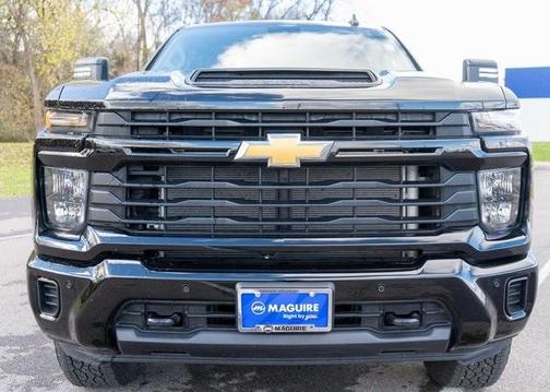2025 Chevrolet Silverado 2500 Custom