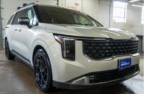 2025 Kia Carnival SX