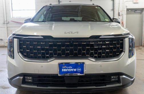 2025 Kia Carnival SX