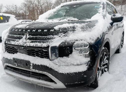 2023 Mitsubishi Outlander PHEV 