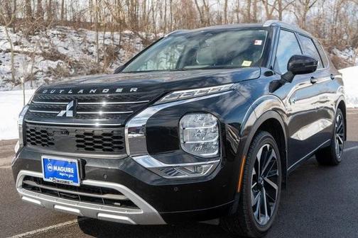 2023 Mitsubishi Outlander PHEV SEL