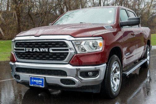 Delmonico Red Pearlcoat 2022 RAM 1500 Big Horn